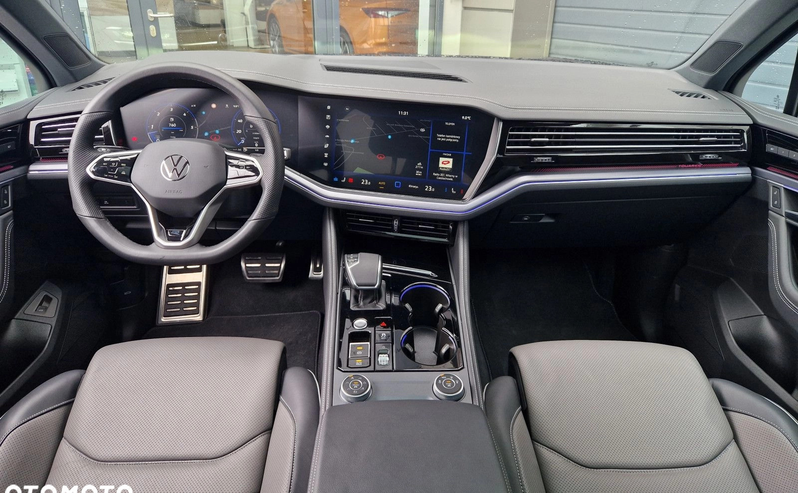 Volkswagen Touareg cena 393000 przebieg: 1900, rok produkcji 2023 z Oborniki Śląskie małe 562